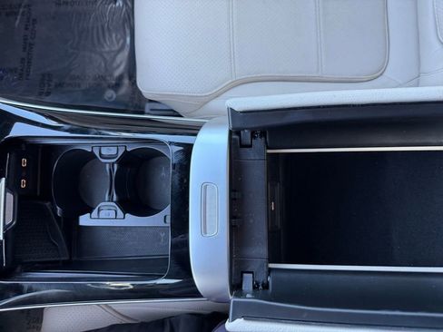 Used 2025 Mercedes-Benz C 300 C 300 image 24