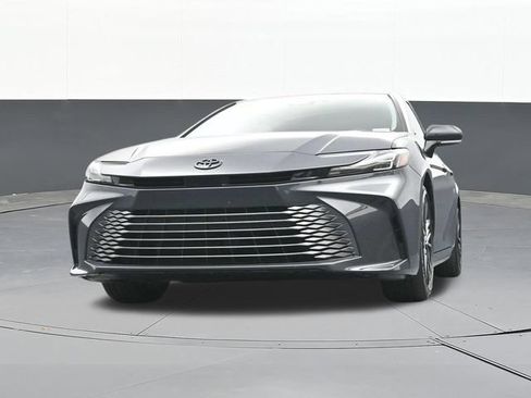 Used 2025 Toyota Camry XLE w/ Premium Package FWD image 53