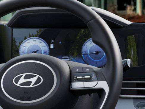 New 2026 Hyundai Elantra Limited FWD image 14