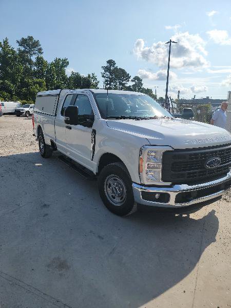 Used 2023 Ford F250 XL w/ XL Driver Assist Package RWD image 2