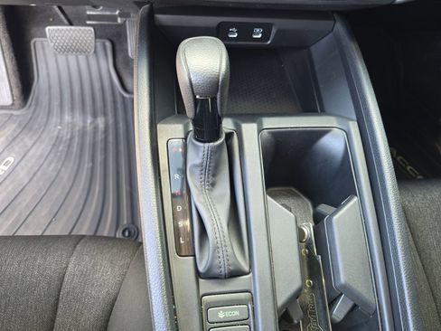 Used 2024 Honda Accord LX image 19