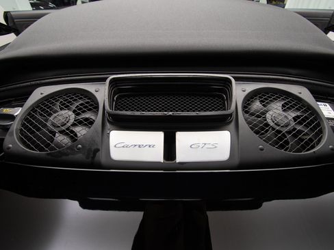 Used 2015 Porsche 911 Carrera 4 GTS AWD/4WD image 41