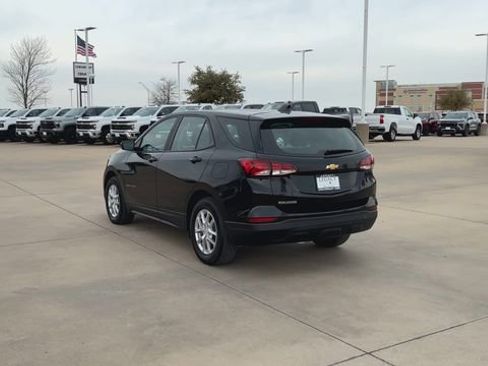 Used 2023 Chevrolet Equinox LS image 7