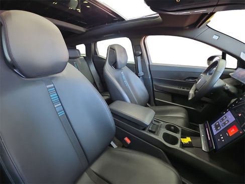 Used 2023 Fisker Ocean One image 14