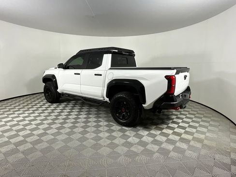 Used 2025 Toyota Tacoma TRD Pro AWD/4WD image 3