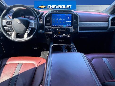 Used 2022 Ford F250 Platinum w/ FX4 Off-Road Package image 8