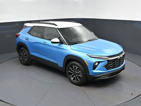 New 2026 Chevrolet TrailBlazer ACTIV FWD image 1