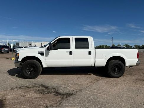 Used 2009 Ford F250 Lariat AWD/4WD image 2