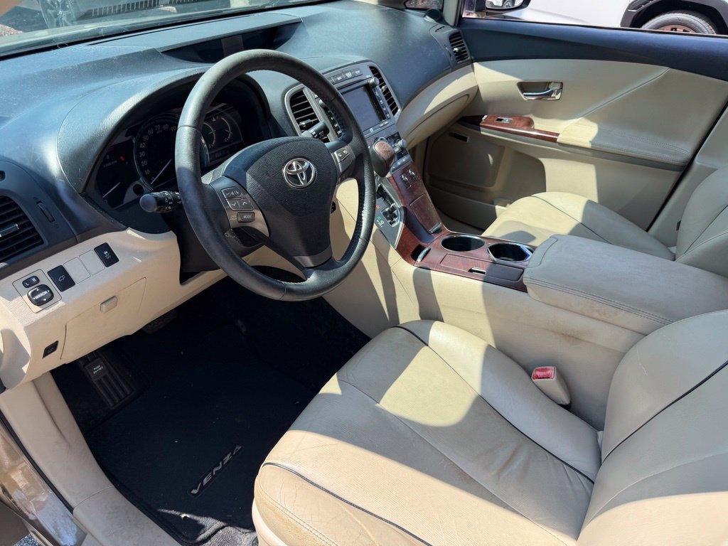 Used 2012 Toyota Venza Limited AWD/4WD image 24