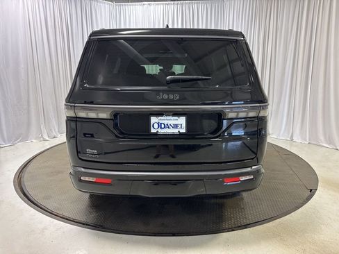 New 2026 Jeep Grand Wagoneer Limited AWD/4WD image 43
