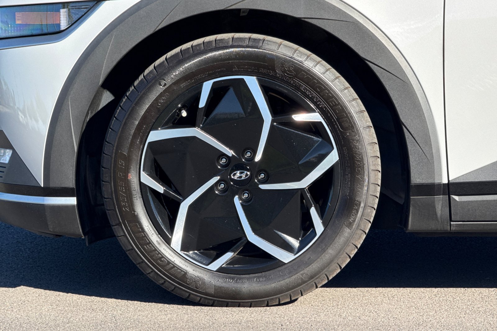 Used 2024 Hyundai Ioniq 5 SEL RWD image 32