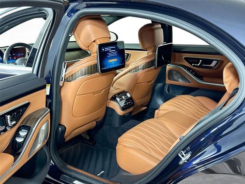 Used 2024 Mercedes-Benz S 63 AMG S image 24
