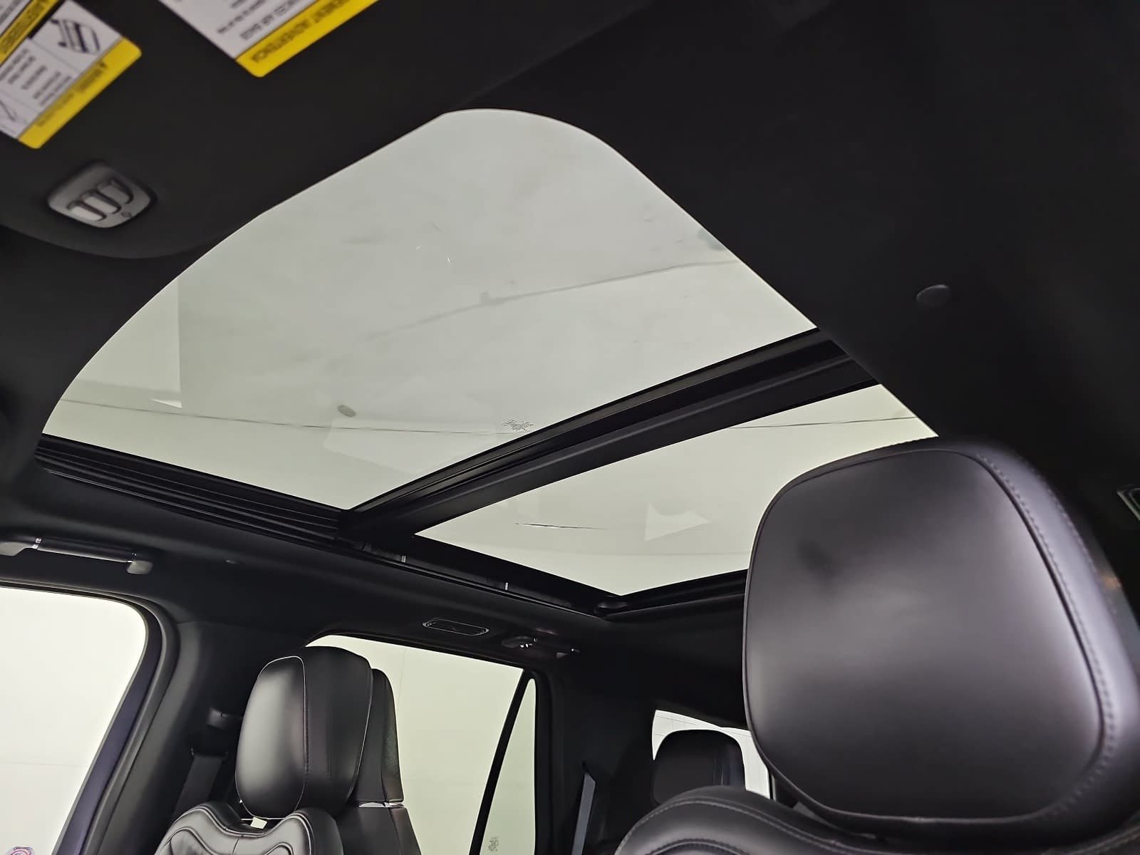 Used 2023 Lincoln Navigator Reserve AWD/4WD image 30