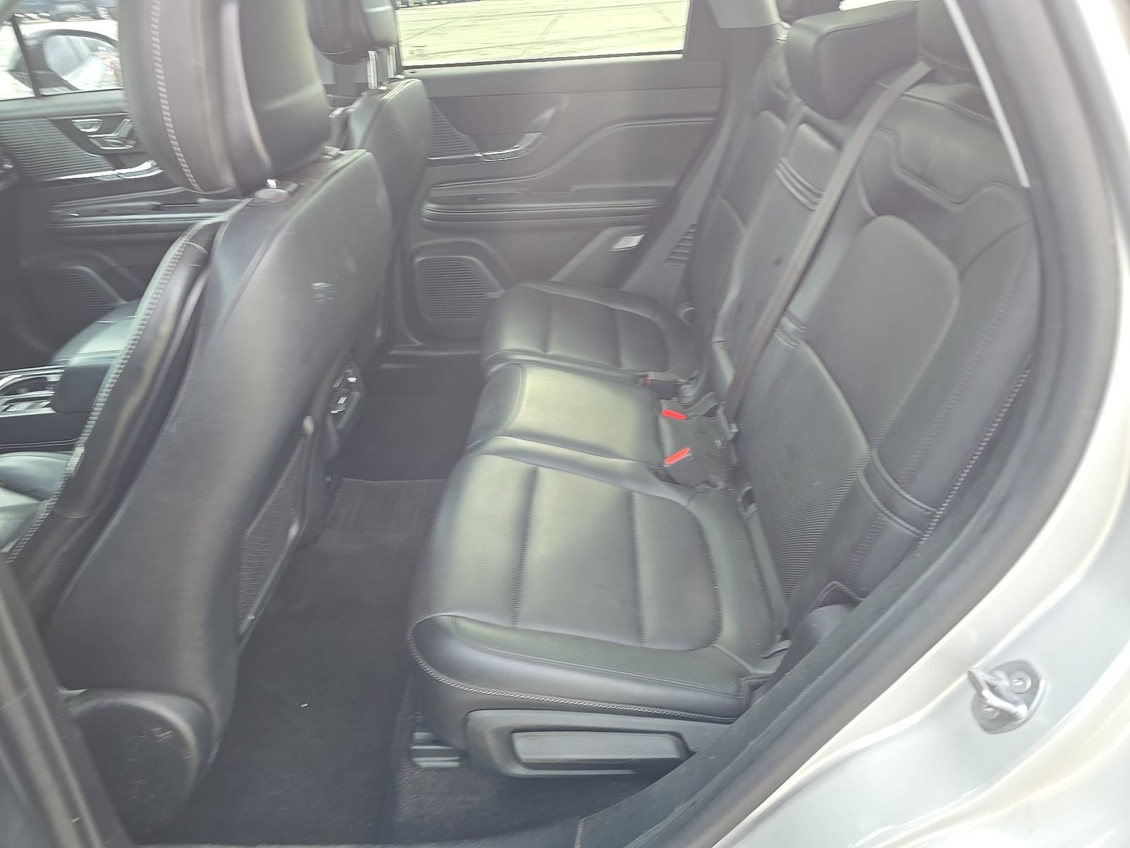 Used 2020 Lincoln Corsair AWD w/ Premium Package image 13