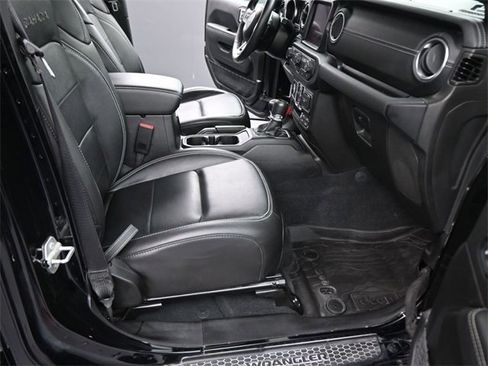 Used 2023 Jeep Wrangler Unlimited Sahara w/ Cold Weather Group image 12