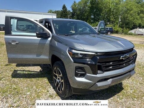 Used 2023 Chevrolet Colorado Z71 w/ Z71 Convenience Package 2 AWD/4WD image 38