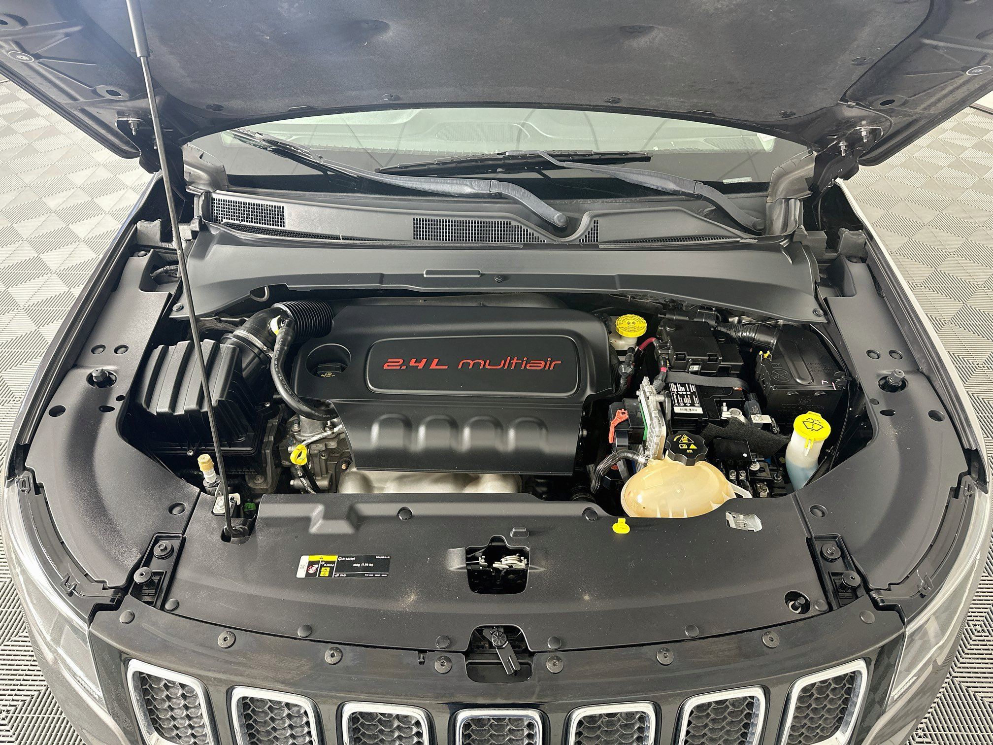 Used 2018 Jeep Compass Sport FWD image 33