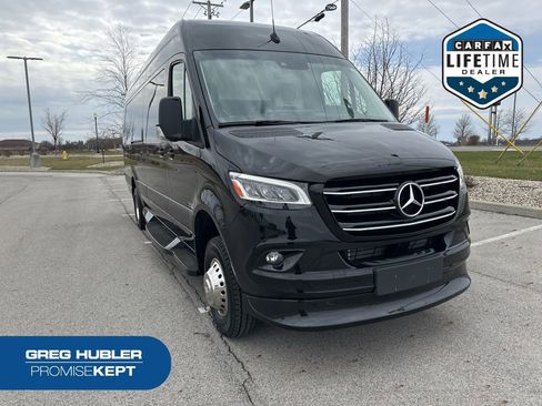 Used 2023 Mercedes-Benz Sprinter 3500 image 1