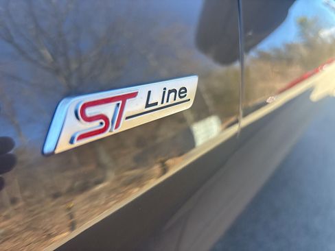 New 2026 Ford Explorer ST-Line w/ ST-Line Street Pack image 10