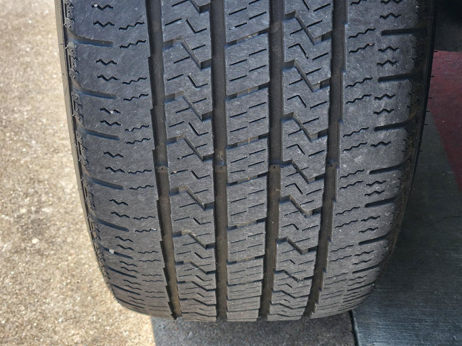 Used 2020 Ford Expedition XLT w/ Equipment Group 202A RWD image 11