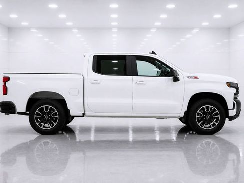 Used 2020 Chevrolet Silverado 1500 LT Trail Boss AWD/4WD image 6