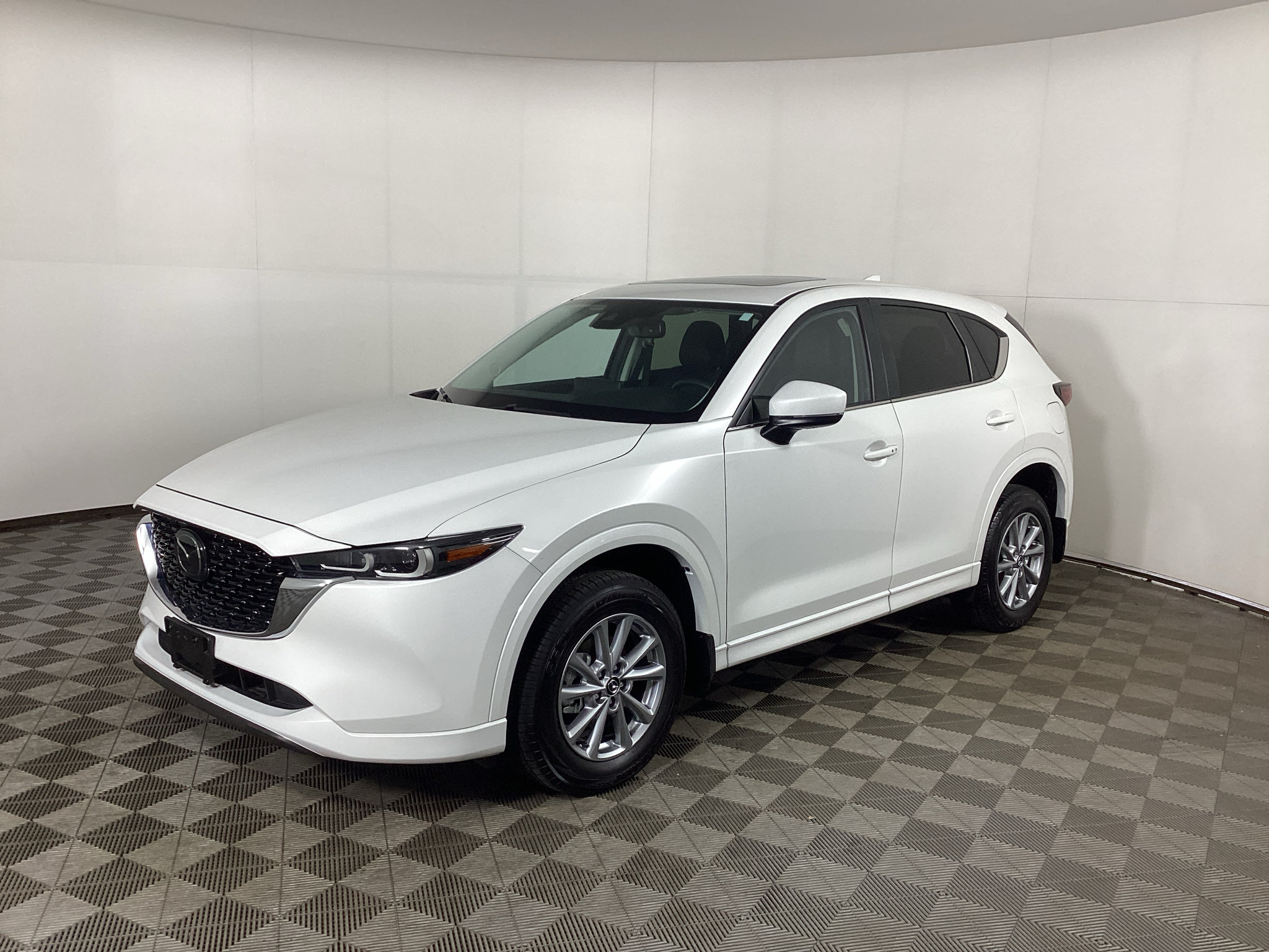 Used 2024 MAZDA CX-5 AWD 2.5 S w/ Preferred Package image 5