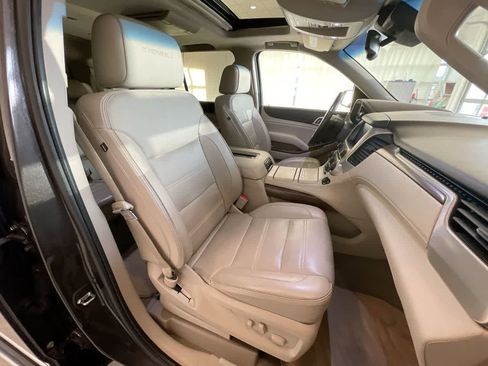 Used 2019 GMC Yukon Denali w/ Open Road Package image 26