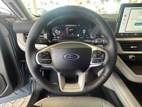 New 2026 Ford Explorer Active w/ Active Comfort Package RWD image 12