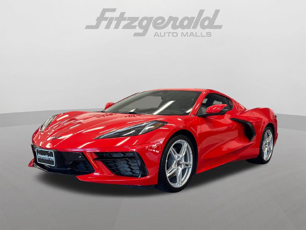 Used 2025 Chevrolet Corvette Stingray Premium Cpe w/ 3LT RWD image 2