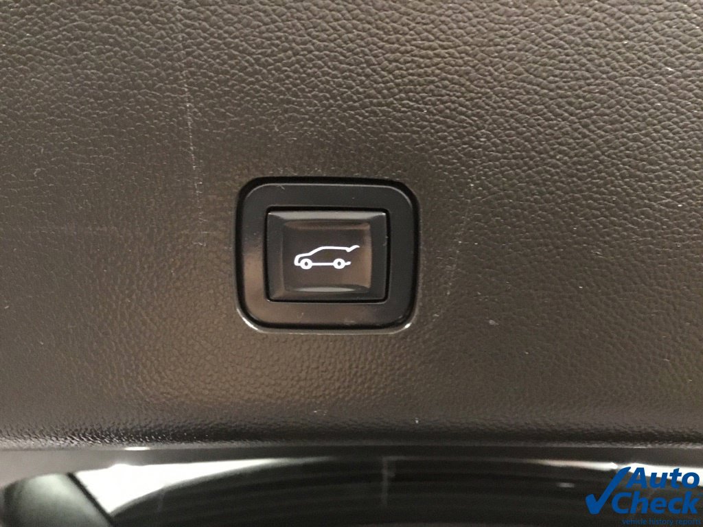 Used 2018 Chevrolet Traverse LT AWD/4WD image 13