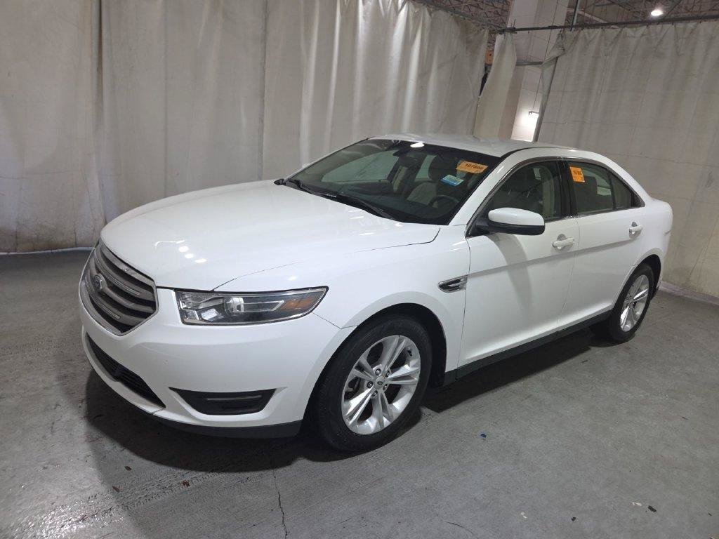 Used 2017 Ford Taurus SEL w/ Equipment Group 201A FWD image 3