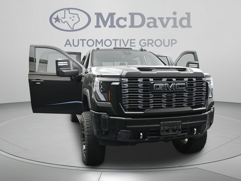 Used 2024 GMC Sierra 2500 Denali Ultimate AWD/4WD image 44