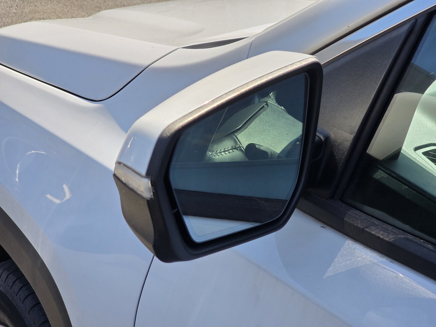 Used 2020 GMC Terrain SLT AWD/4WD image 15