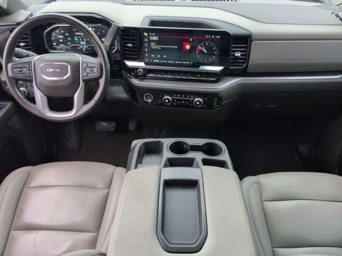 Used 2022 GMC Sierra 1500 SLT image 15