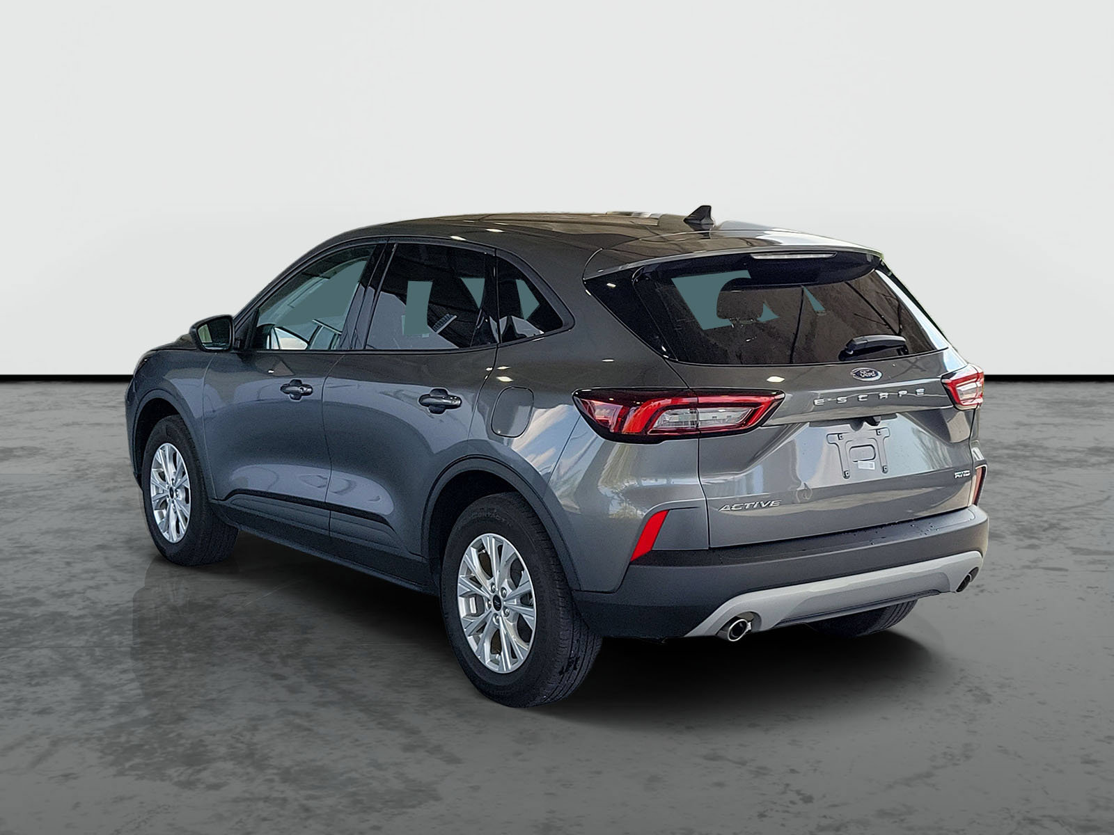 Used 2025 Ford Escape Active AWD/4WD image 3