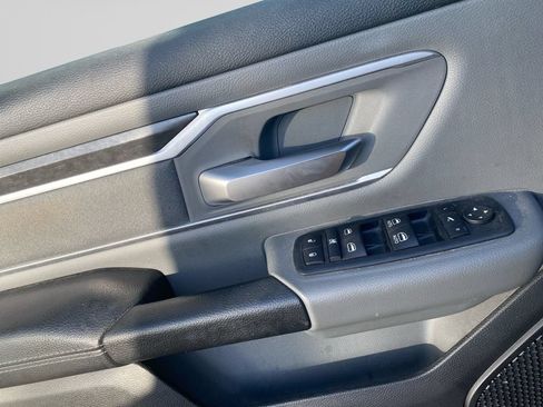Used 2020 RAM 1500 Big Horn AWD/4WD image 10