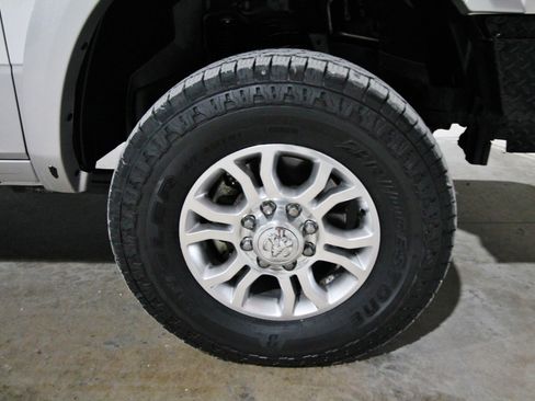 Used 2015 RAM 2500 Laramie w/ Convenience Group AWD/4WD image 17