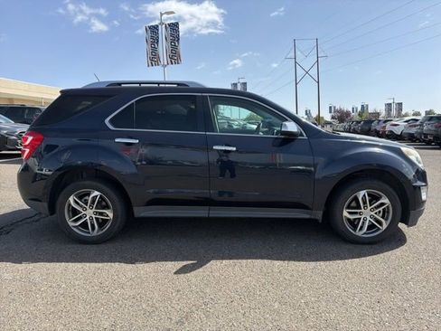 Used 2017 Chevrolet Equinox Premier w/ Enhanced Convenience Package FWD image 2