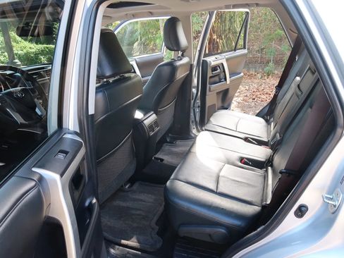 Used 2011 Toyota 4Runner Limited image 15