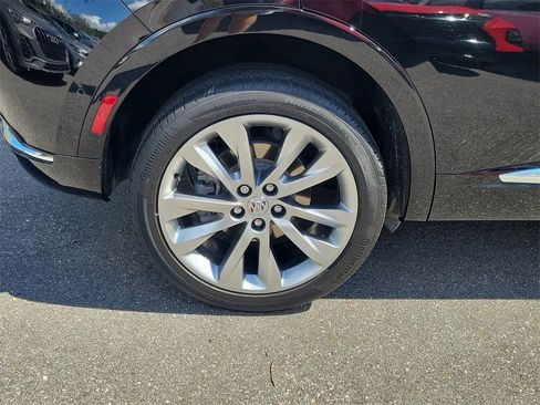 Certified 2023 Buick Envision Avenir image 16