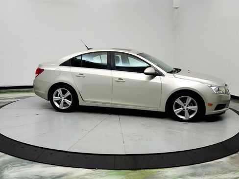Used 2013 Chevrolet Cruze LT w/ All-Star Edition FWD image 4
