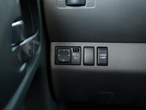 Used 2019 Nissan Frontier SL RWD image 15