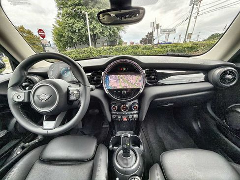 Used 2024 MINI Cooper S FWD image 18