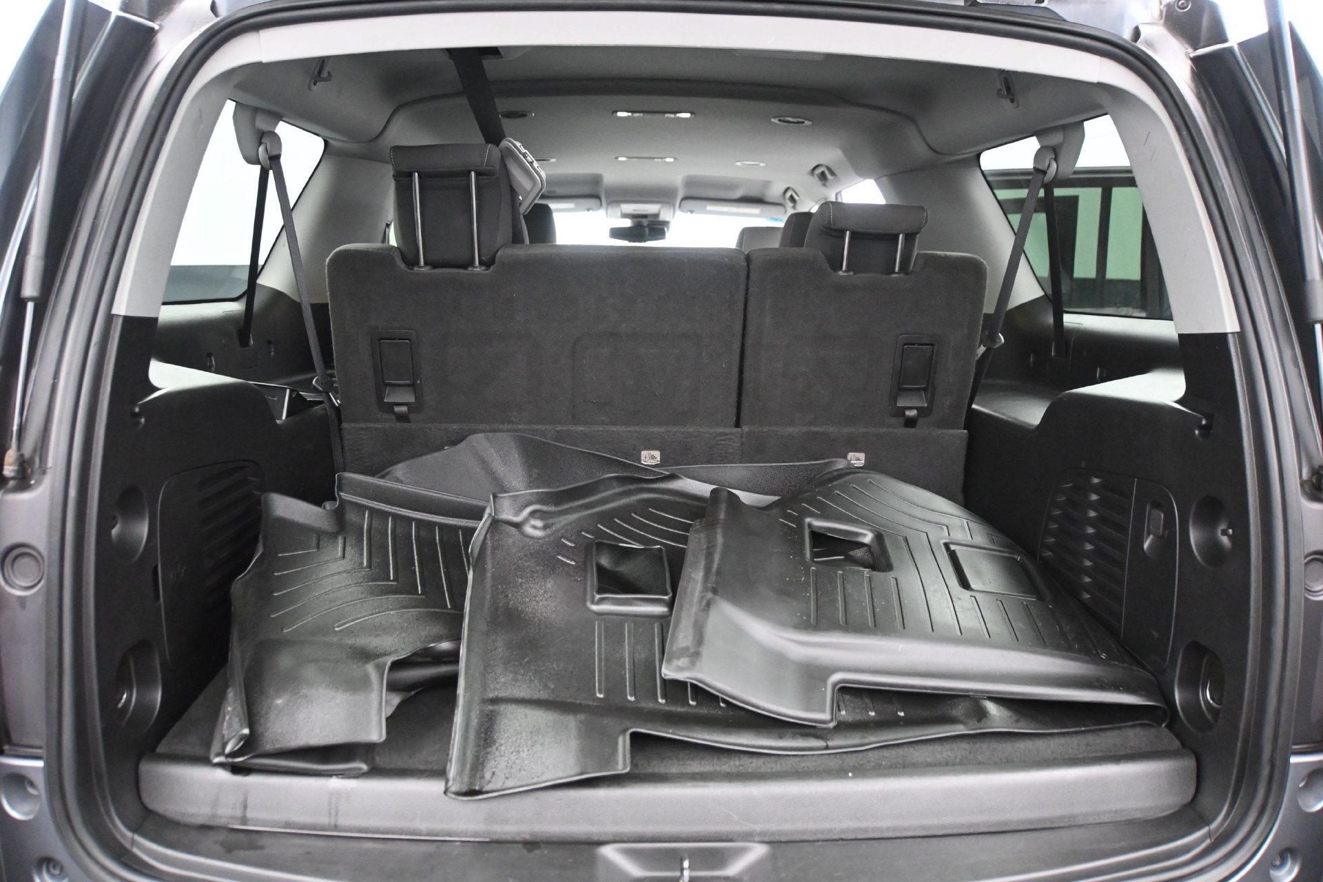 Used 2019 Chevrolet Suburban LS w/ Max Trailering Package AWD/4WD image 16