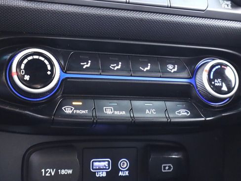Used 2019 Hyundai Veloster 2.0 FWD image 24