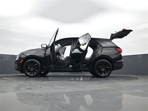 Certified 2023 Chevrolet Equinox LS w/ LS Convenience Package image 34