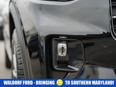 Certified 2025 Ford Explorer Platinum w/ Ultimate Package image 16