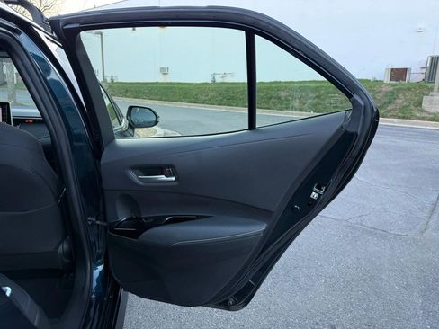 Used 2021 Toyota Corolla SE w/ Carpet Mat Package (TMS) image 14
