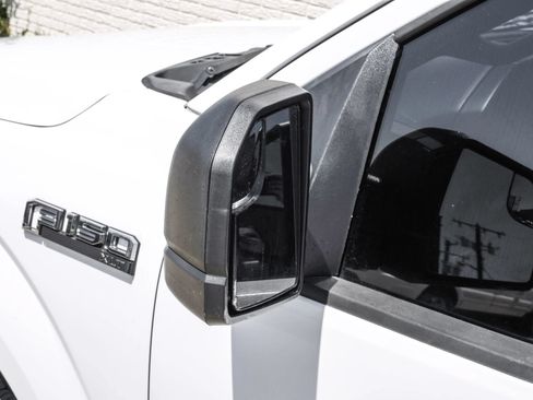 Used 2015 Ford F150 XLT AWD/4WD image 31