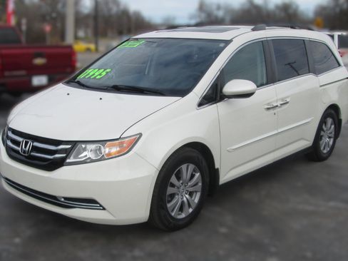 Used 2017 Honda Odyssey EX-L image 2